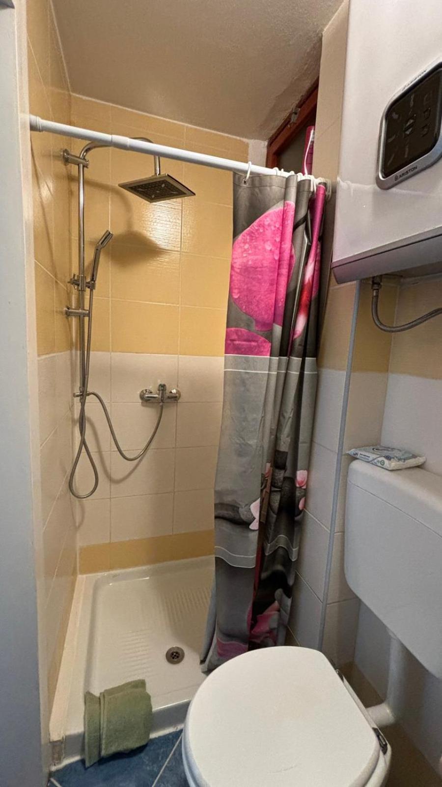 Ana Apartman Póla Kültér fotó