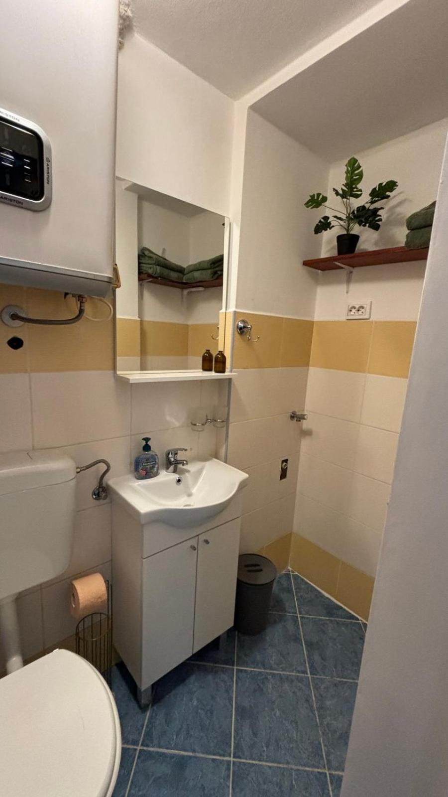 Ana Apartman Póla Kültér fotó